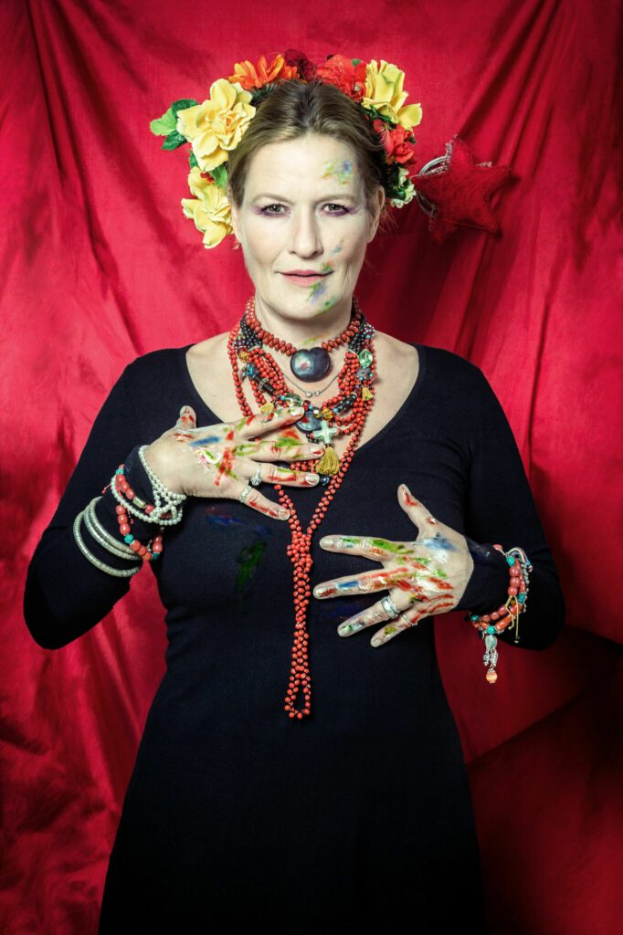 Suzanne von Borsody – Frida Kahlo